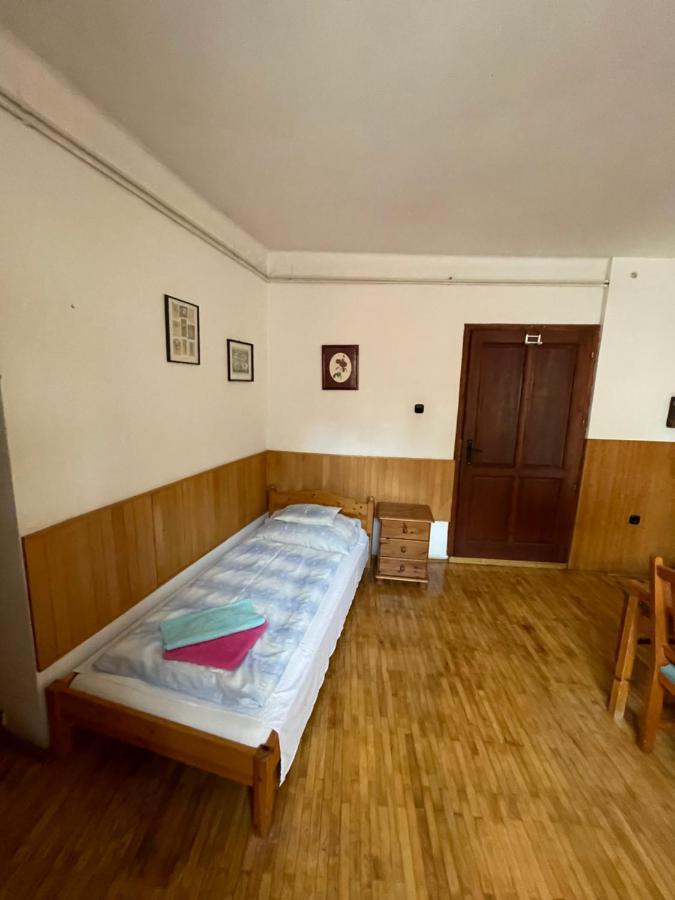 Katalinkert Panzio Bed and Breakfast Győr Eksteriør billede