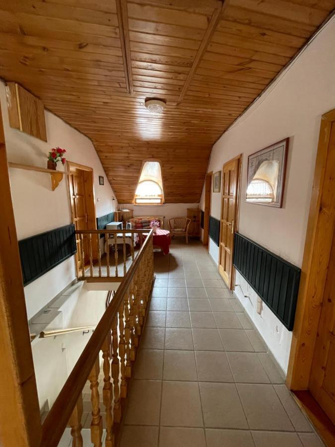 Katalinkert Panzio Bed and Breakfast Győr Eksteriør billede
