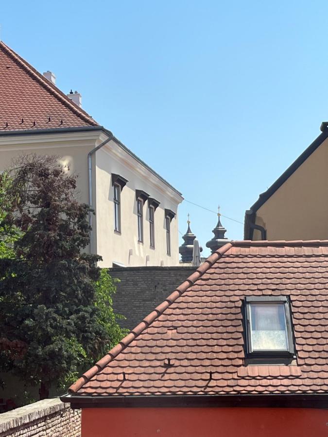 Katalinkert Panzio Bed and Breakfast Győr Eksteriør billede