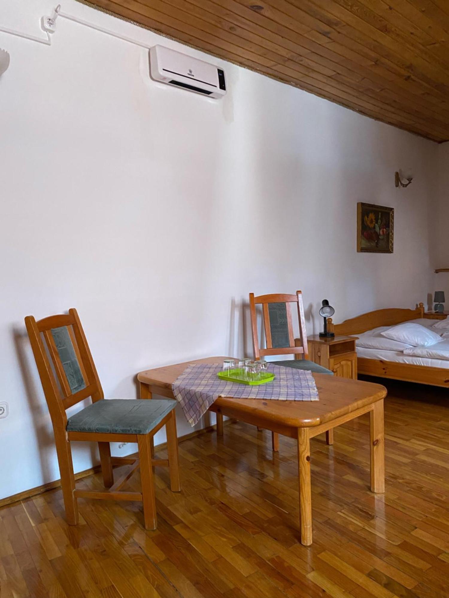 Katalinkert Panzio Bed and Breakfast Győr Eksteriør billede
