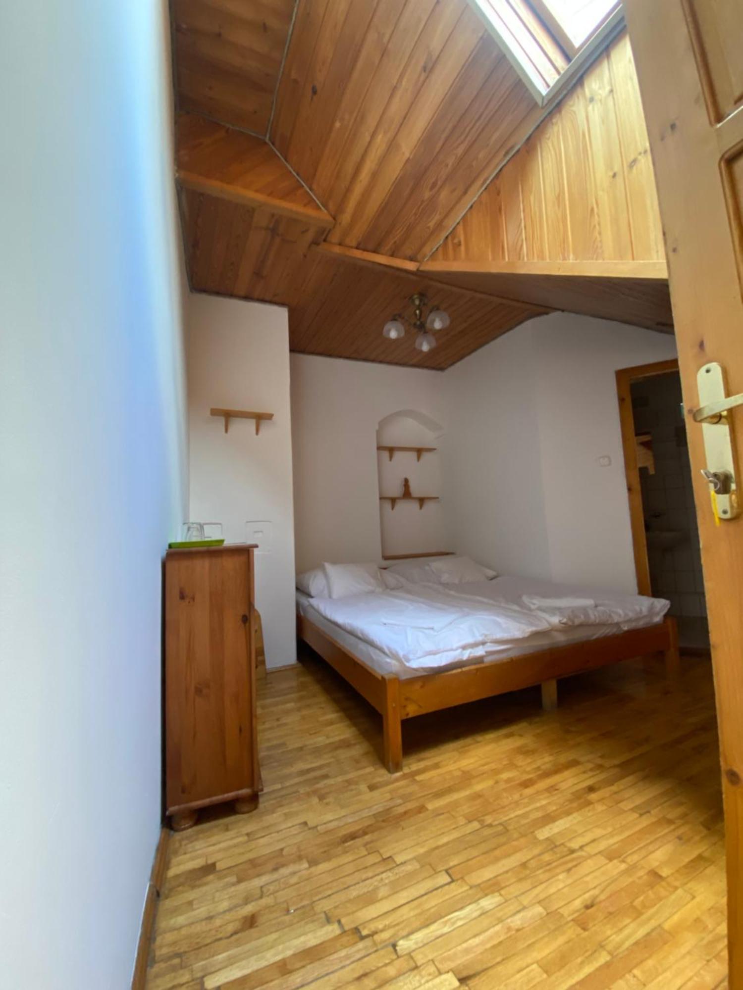 Katalinkert Panzio Bed and Breakfast Győr Eksteriør billede
