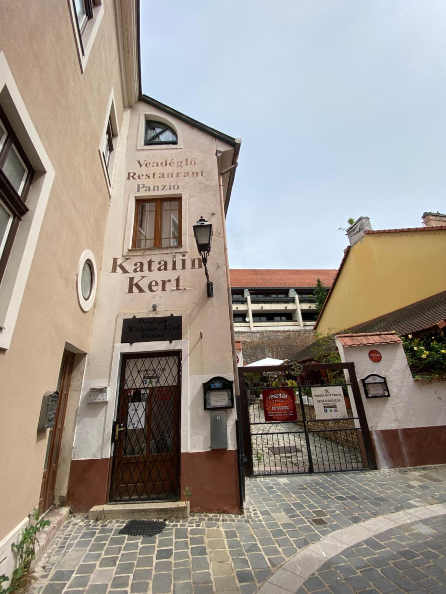 Katalinkert Panzio Bed and Breakfast Győr Eksteriør billede